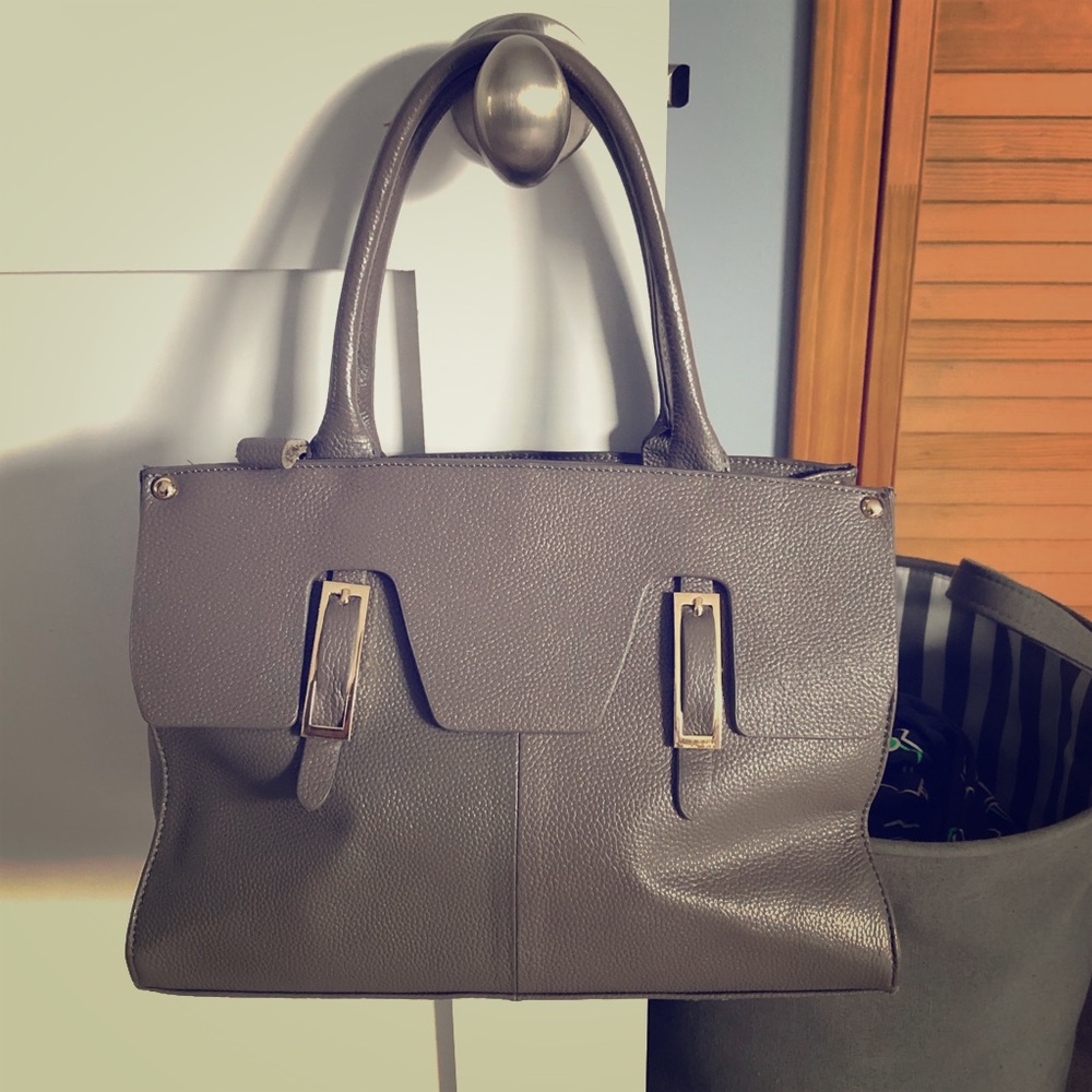 Grey Classic Purse with gold details